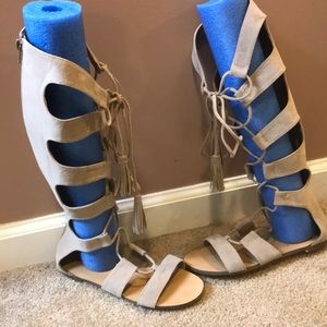 Gladiator tie up boot